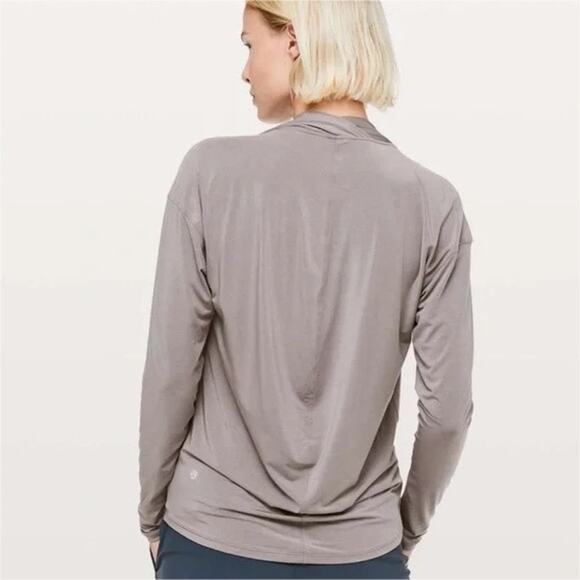 LULULEMON Deep Stretch Long Sleeve Top in Lunar Rock Gray-Purple Size 4 (est) - Picture 1 of 9